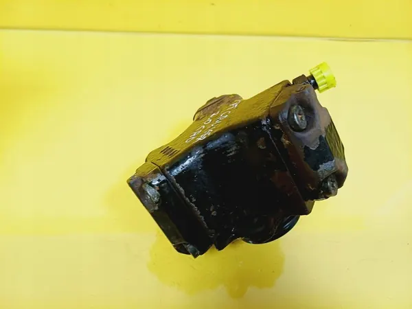 Brandstofpomp Chrysler PT Cruiser 2.0 CRD Bosch A6130700001 image 7