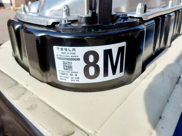 Tesla OEM 1700012-00-D Batterie 82 kWh 220 Ah Gebraucht image 7