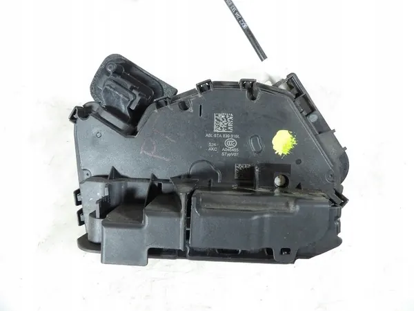 Höger Bakdörrslås Skoda Karoq image 2