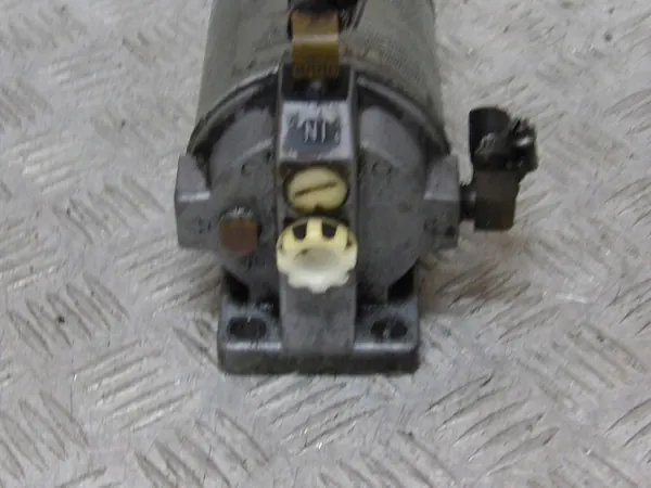 Base de Filtre à Carburant JEEP CHEROKEE LIBERTY KJ 2.8 CRD image 4