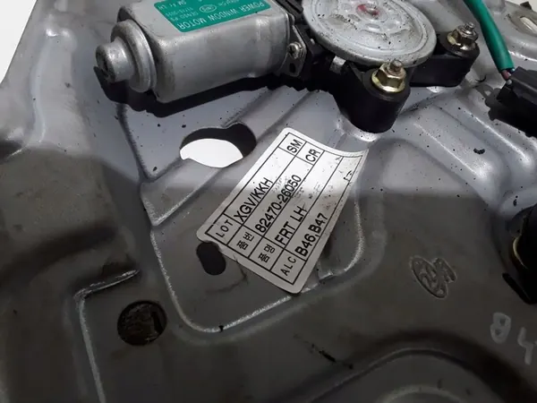 Mecanismo de janela dianteira esquerda Santa Fe I image 2