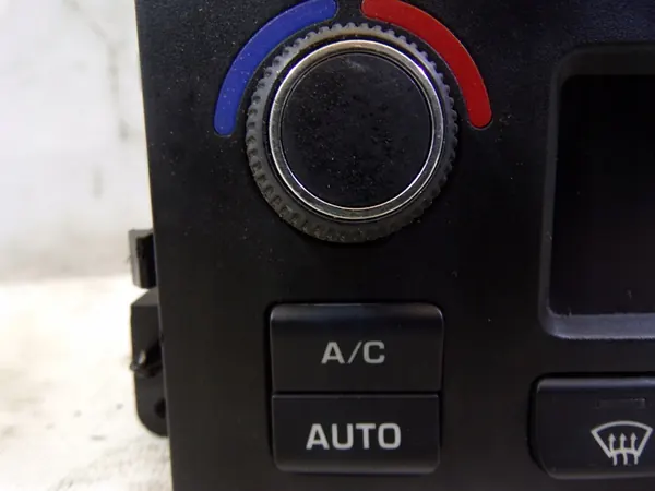 Klimaanlagenbelüftungsmodul Peugeot 207 CC image 4