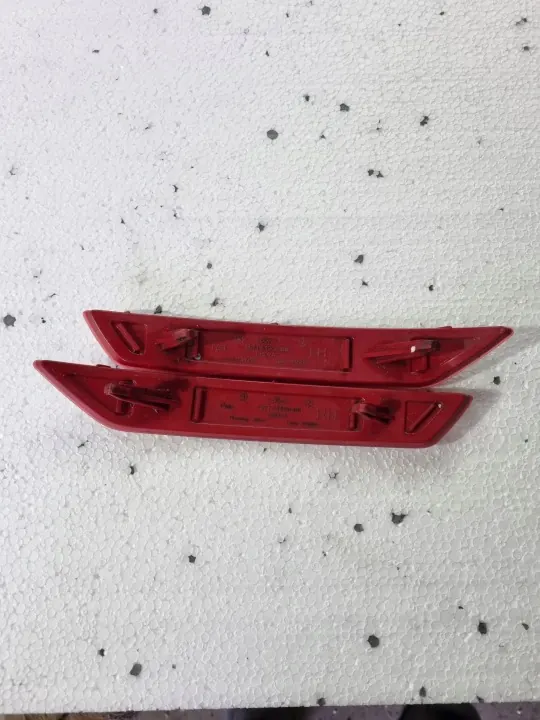 Reflector parachoques trasero derecho OEM 7S71-515B0-BB Ford Mondeo image 10