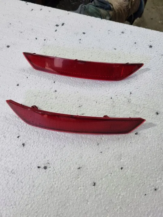 Reflector parachoques trasero derecho OEM 7S71-515B0-BB Ford Mondeo image 3