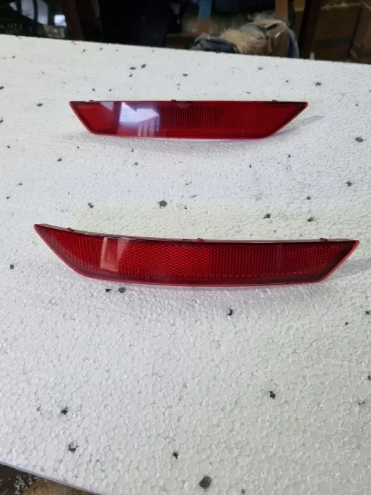 Reflector parachoques trasero derecho OEM 7S71-515B0-BB Ford Mondeo image 8