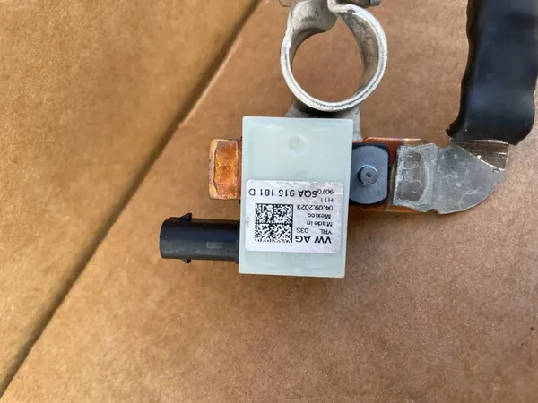 Terminal de bateria VW Skoda Audi 5QA915181D image 3