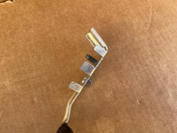 Terminal de bateria VW Skoda Audi 5QA915181D image 4