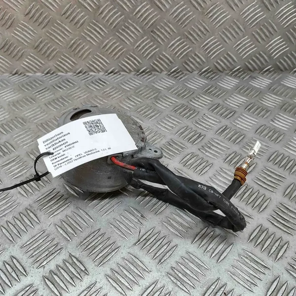 Tuulettimen Moottori Opel Vivaro C 1.5L 88kw image 3