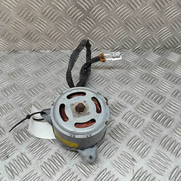 Tuulettimen Moottori Opel Vivaro C 1.5L 88kw image 4