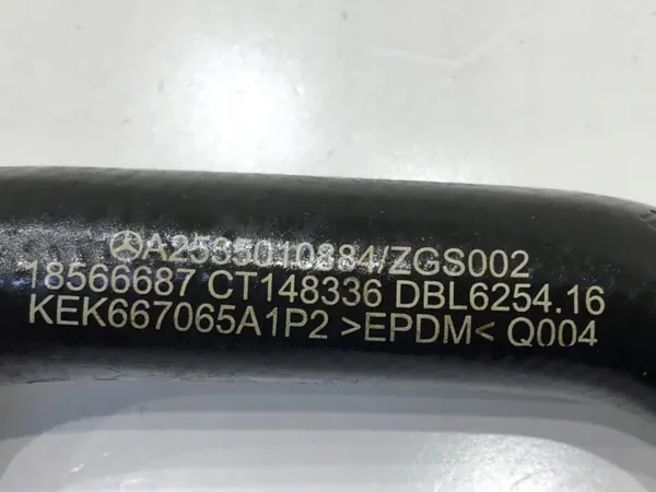 Durite d'eau OEM A2535010884 pour Mercedes CLS 3.0 image 4