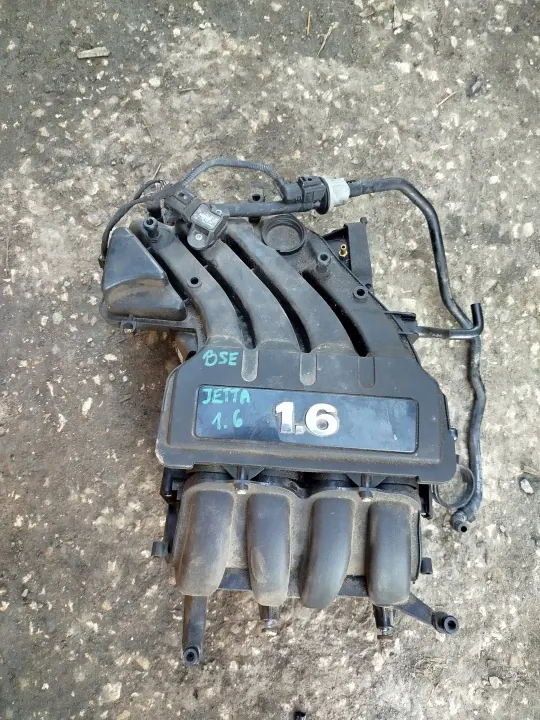 VW Golf V 1.6 BSE insugsgrenrör OEM 06A133185KR image 2