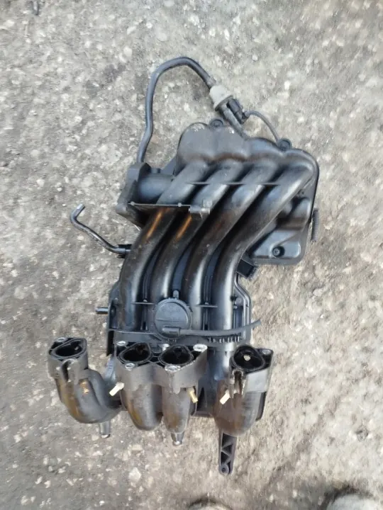 VW Golf V 1.6 BSE insugsgrenrör OEM 06A133185KR image 5