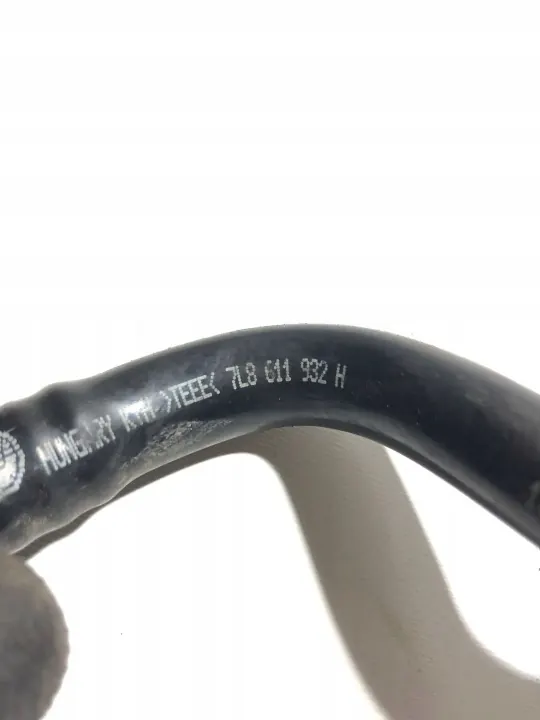 Audi Q7 Tyhjiöletki OEM 7L8611932H - Käytetty image 10