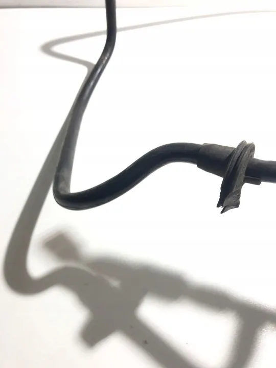 Audi Q7 Tyhjiöletki OEM 7L8611932H - Käytetty image 5