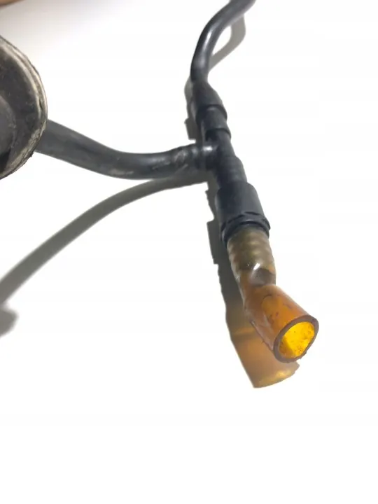 Audi Q7 Tyhjiöletki OEM 7L8611932H - Käytetty image 9