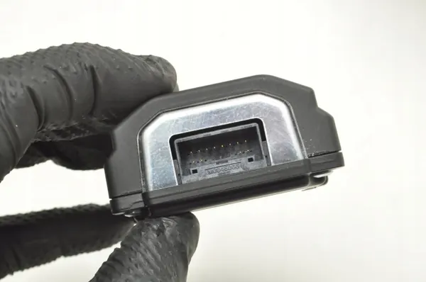 Câmera assistente de faixa Kia Xceed OEM 99211-J7220 image 4