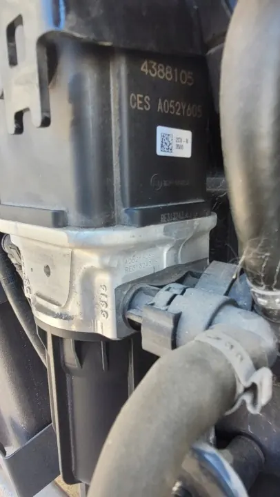 AdBlue-pompmodule OEM 4388105 voor DAF XF/CF 106 image 3