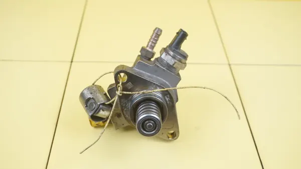 Bränslepump OEM 04E127026A för 1.4 TFSI 122hk image 4