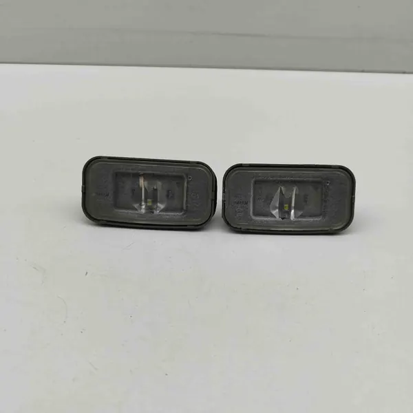 Kentekenlamp Lexus IS III XE30 2018 OEM 8127053031 image 2