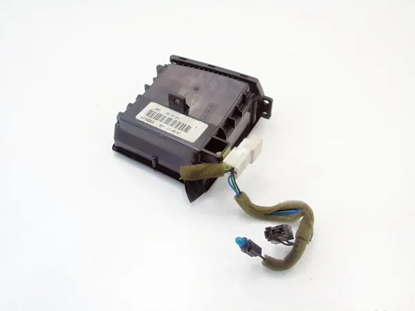 Framaskficka OEM 84550-2E000 för Hyundai Tucson I image 5