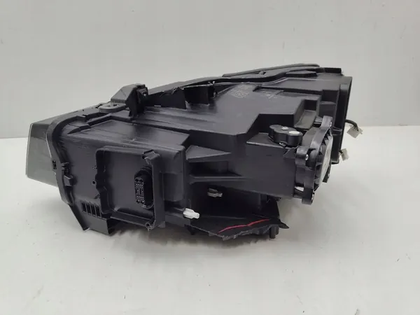 AUDI Q2 Faro Derecho 81A941774D OEM image 6