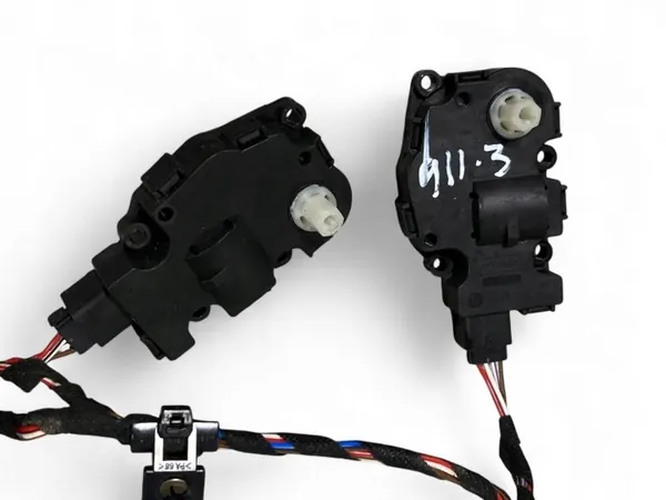 Porsche 911 991 Lämmitysmoottori OEM 99161272600 image 8