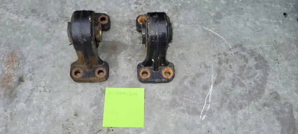 MAN Stabilisatorlenker Halterung OEM 2548875545 image 2