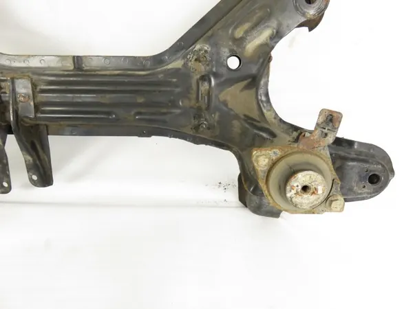 SANKI PRZÓD VW GOLF III 1.6 OEM Framfästena image 3