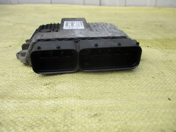 FIAT PUNTO 1.3 JTD Motorcontroller 55195817 image 3