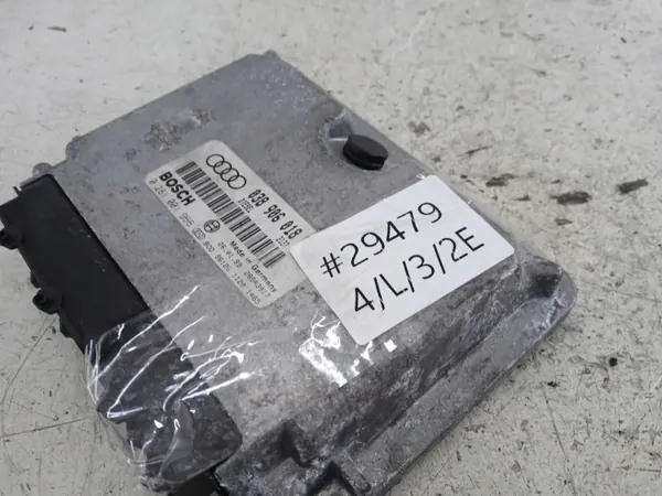 Gebruikte Audi Motorcomputer OEM 038906018FD image 6