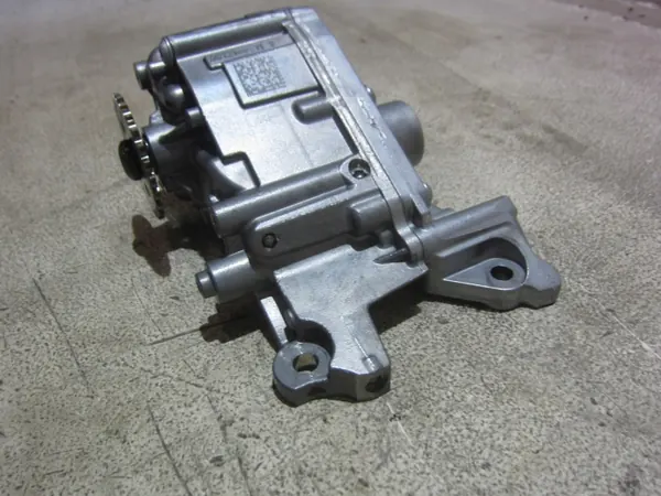 Pompe à huile BMW OEM 11417573748 pour moteur N52 image 3