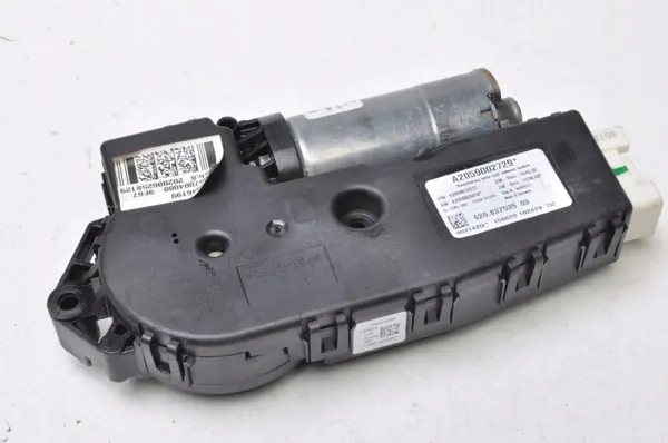 Moteur de toit ouvrant Mercedes OEM A2059002729 - Occasion image 2