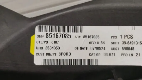 Support d'unité de contrôle moteur GMC OEM 85167085 image 3