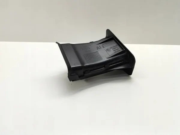 BMW 5 G30 G31 2020 Remluchtkanaal 7394666 image 3