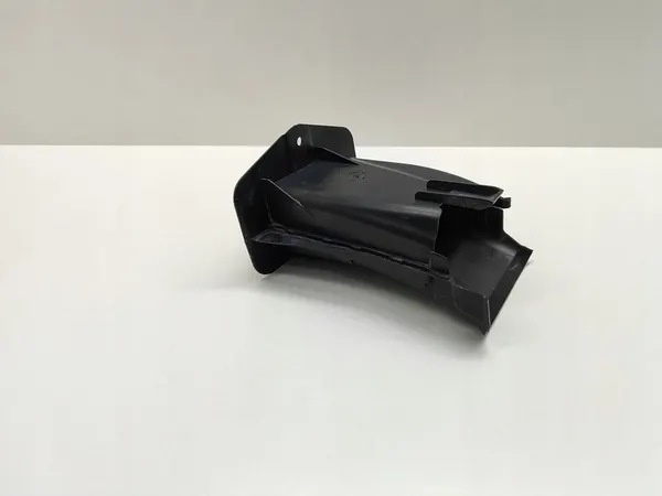 BMW 5 G30 G31 2020 Remluchtkanaal 7394666 image 5