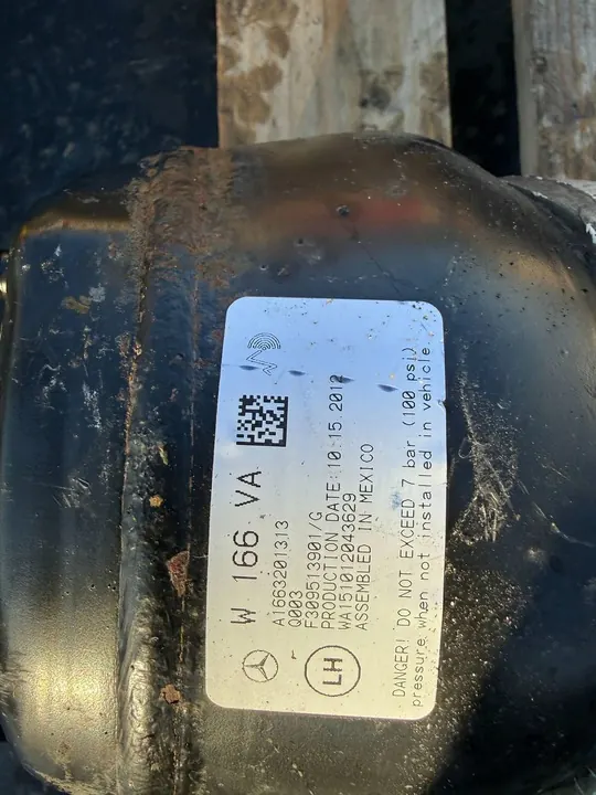 Ammortizzatore anteriore sinistro Mercedes ML W166 3.0d A1663201313 image 2