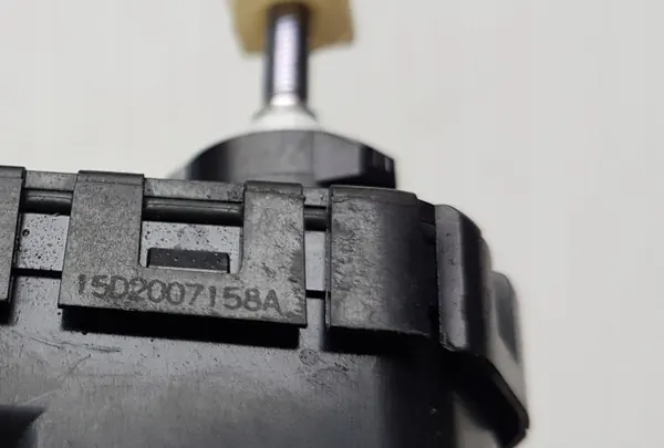 Toyota RAV4 Scheinwerfer-Einstellmotor OEM 15D2007158A image 6