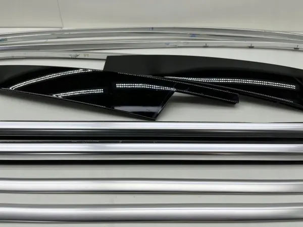 BMW 5 G30 kromilistasarja OEM 7390140 7390107 image 8