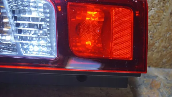 Luz Trasera Derecha Peugeot Partner Berlingo II Lift image 8