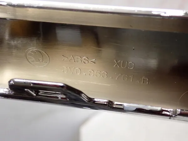 Chrome Grille SKODA SUPERB III LIFT 2019- 3V0853761B image 3