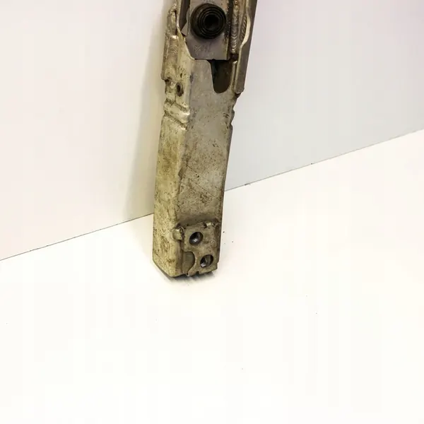 Maserati Ghibli 2017 Radiator Mounting Panel Lower image 5