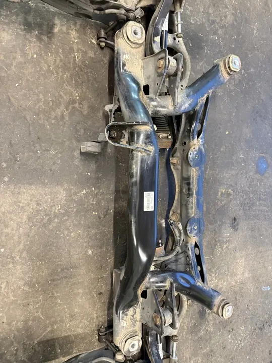 Trave di Sospensione Posteriore VW Tiguan Audi Q3 Completa 5N0505235L image 5