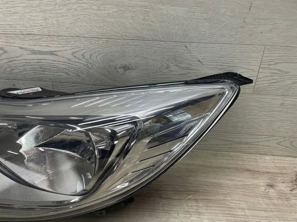 Faros delanteros izquierdo Ford Focus MK3 Europa image 4