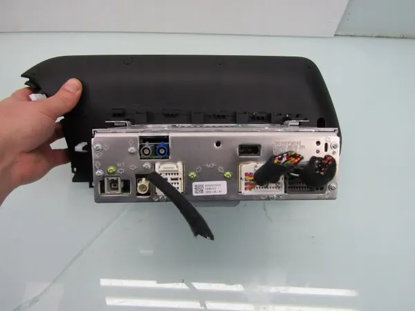 Hyundai Bayon OEM 96560Q0DF04X navigationsskärmsenhet image 5