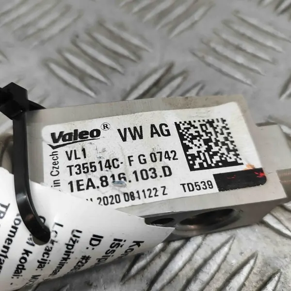 Soupape d'expansion A/C OEM 1EA816103D pour Audi Q4 e-tron image 7