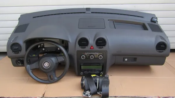 Salpicadero VW CADDY 3 III LIFT OEM Usado image 2