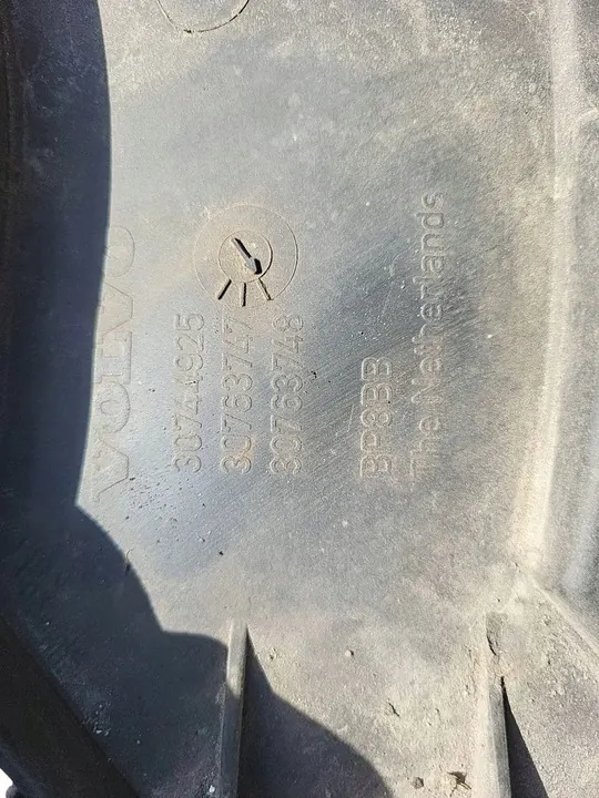 Capa de para-choque dianteiro Volvo V50 30744925 image 3