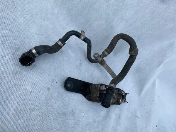 MERCEDES W204 W212 2.2 3.0 CDI Ölkühler A0995001100 image 2