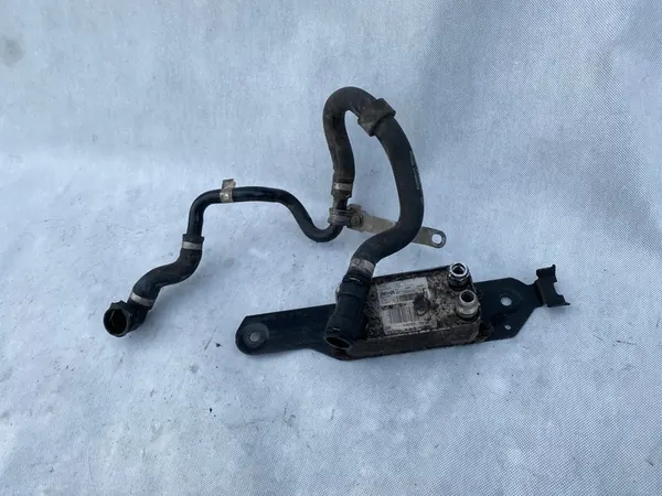 MERCEDES W204 W212 2.2 3.0 CDI Ölkühler A0995001100 image 3