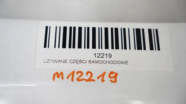 OEM 360175467 Garniture Poignée Hayon Ford Fiesta MK7 image 7